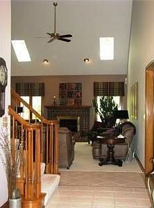 4th image of 8798 Chateau Dr NW