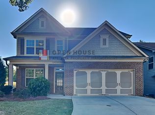 5982 Mock Ives Ct, Buford, GA 30518