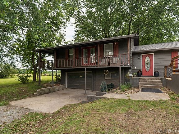 2nd image of 2541 W 430th Rd