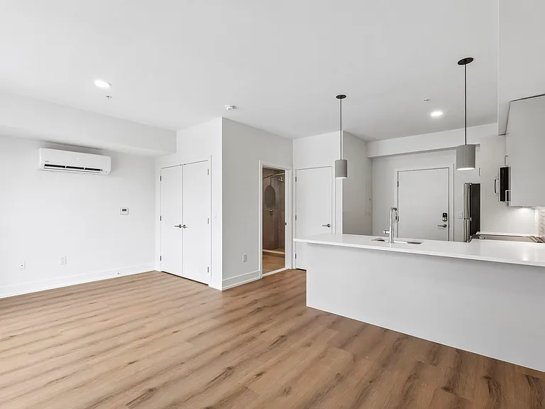 1813 N Howard St — Photo 27