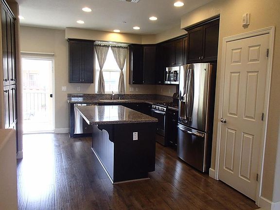 5th image of 516 S 22nd St