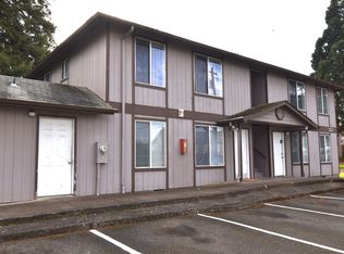 123 E Elmore St APT 1, Lebanon, OR 97355