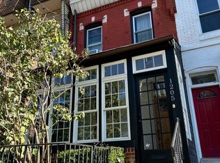 1205 S 46th St, Philadelphia, PA 19143