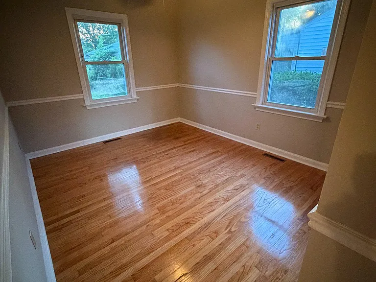 520 Fairview Ave — Photo 7