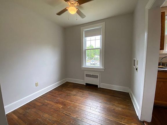 4th image of 1320 Kenmore Ave #1324-C