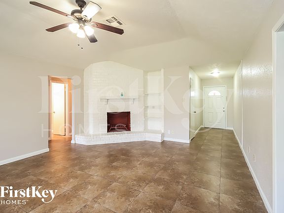 4th image of 10411 Cedartowne Ln