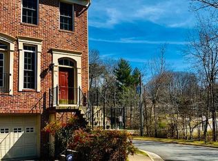 6411 Velleity Ln, Springfield, VA 22152