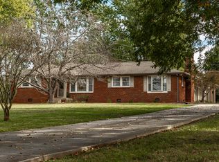 125 Lake Terrace Dr, Hendersonville, TN 37075