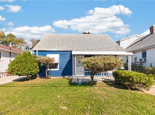 12504 Carrington Ave, Cleveland, OH 44135