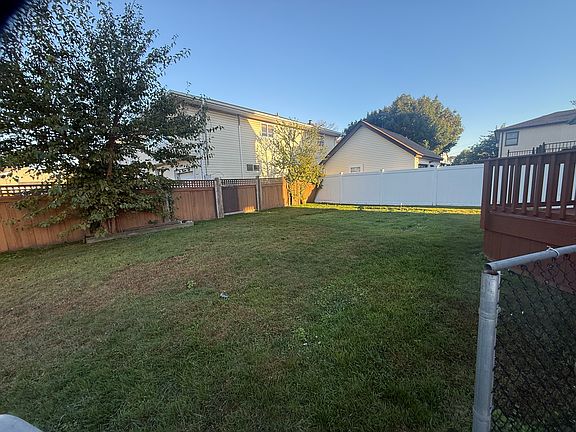 5th image of 3280 Weidner Ave