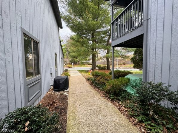 7 Drake Ln, Roxbury Twp., NJ 07852