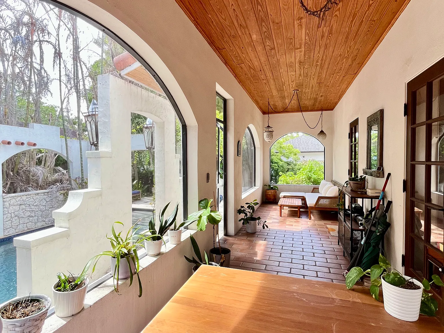 4 bed, 2275 sqft, $6,000 — Photo 4