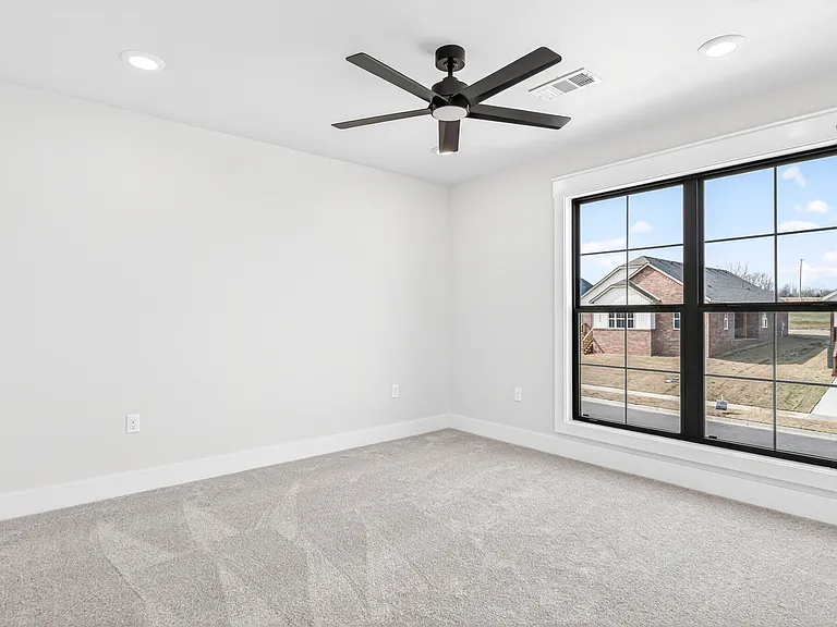 6811 Fir St — Photo 23