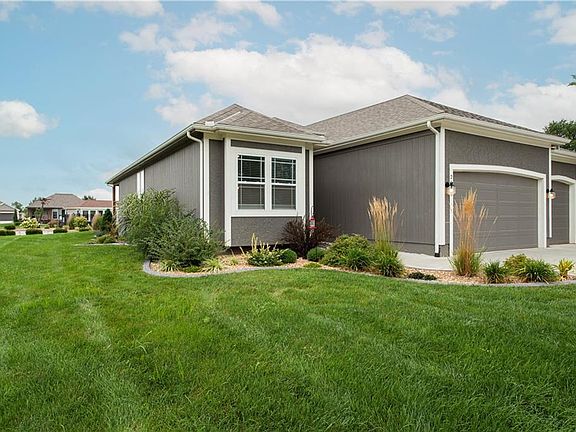 2nd image of 2628 NE Sonora Valley Dr