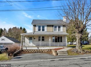 203 Gap St, Valley View, PA 17983