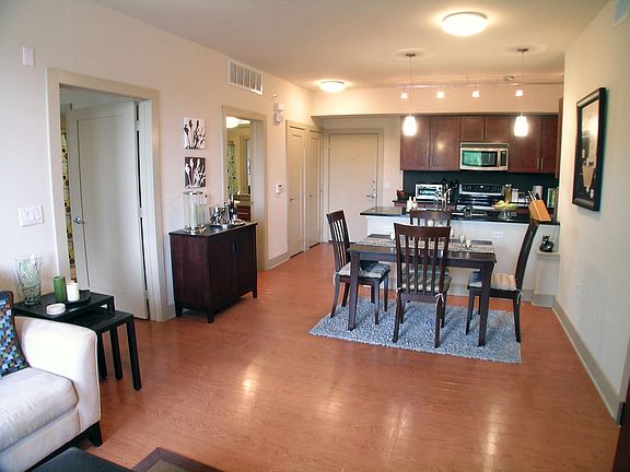 5th image of 3016 Guadalupe St APT 316