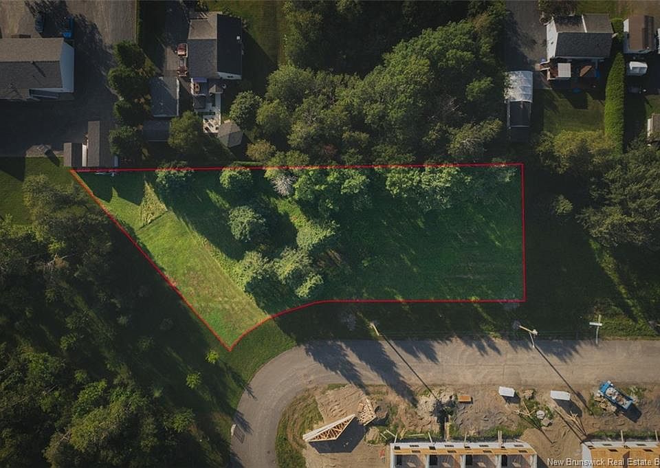 1st image of LOT Renay St