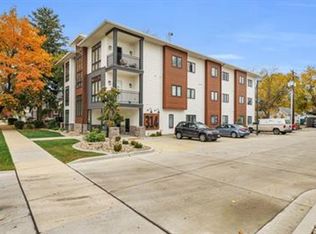 314 S State St, Champaign, IL 61820