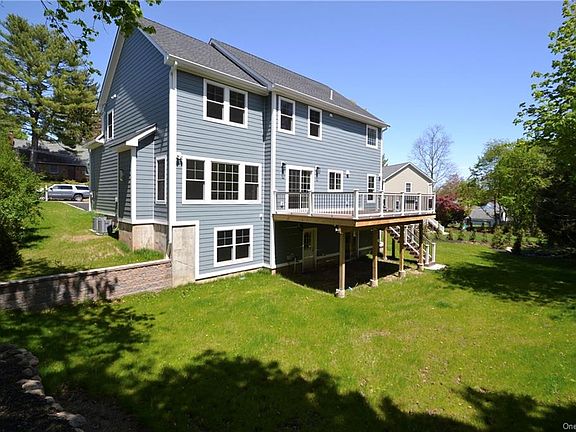 3rd image of 31 Sunrise Ln