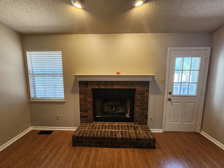 309 Shadow View Dr — Photo 4