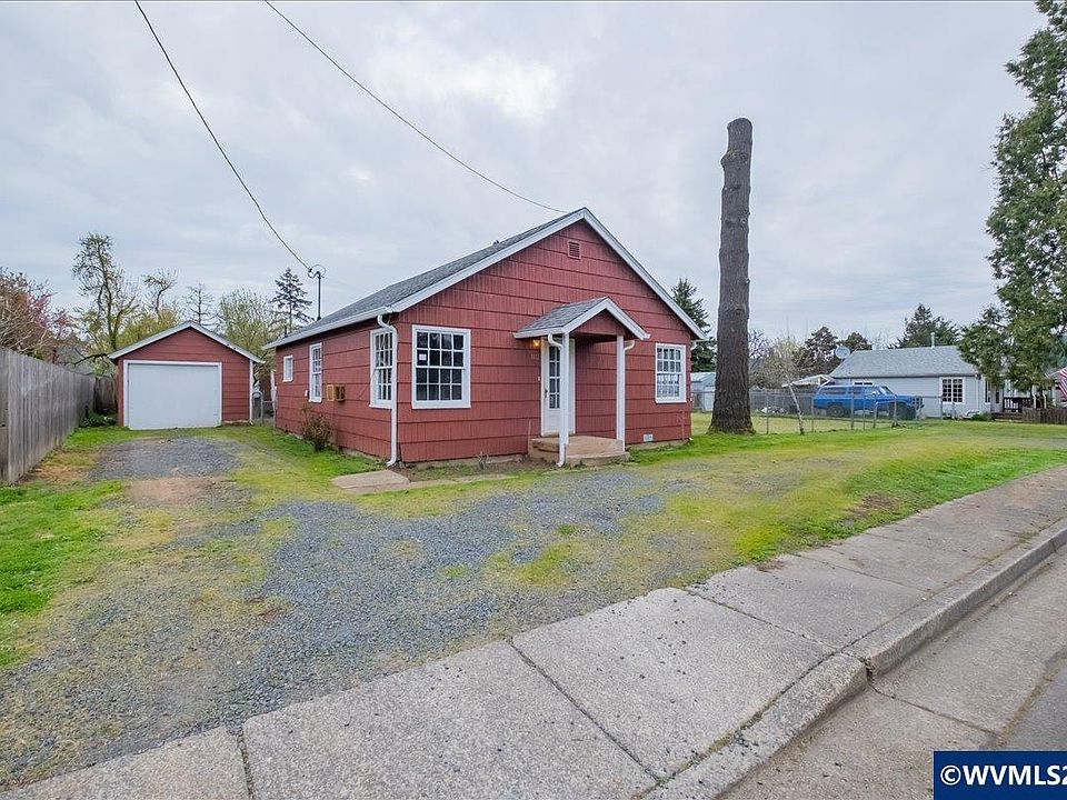 1st image of 1132 2nd Ave