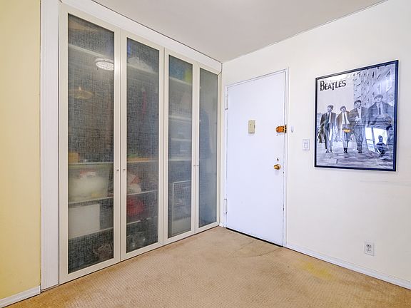 5700 Arlington Avenue