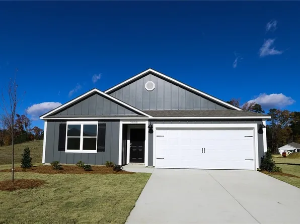 3808 Water Lily Ln, Northport, AL 35473