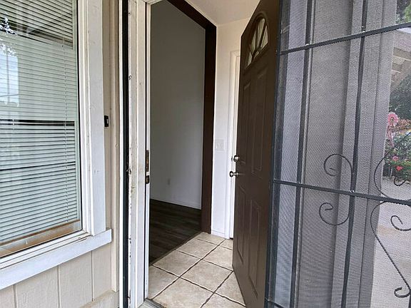 3rd image of 8336 Summerplace Dr