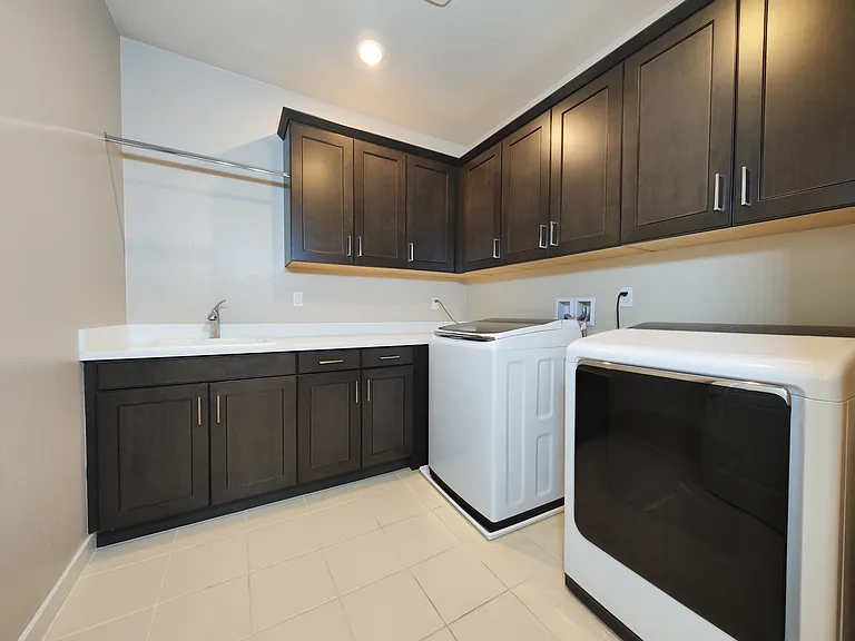 6679 Kenmar Way — Photo 17