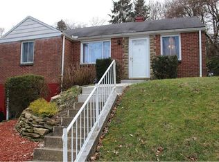 420 Lee Dr, Pittsburgh, PA