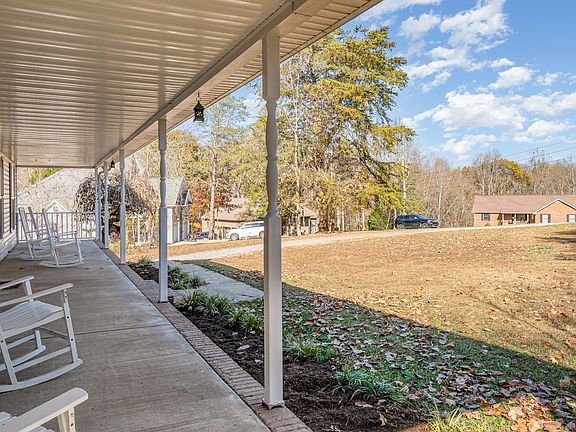 5th image of 5221 Grand View Ln