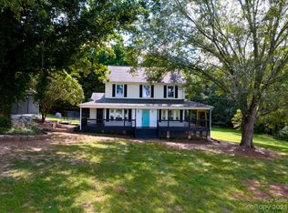 6020 Rumfelt Rd, Stanley, NC 28164