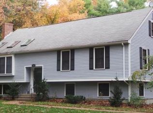 103 West St, Foxboro, MA 02035