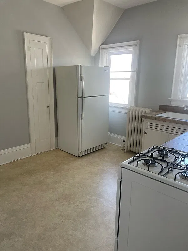 1015 Madison St — Photo 3