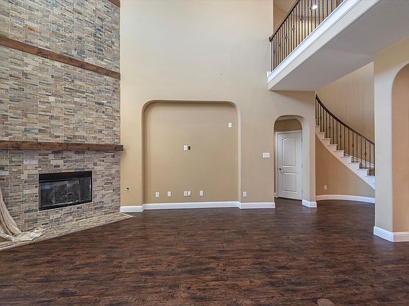 3rd image of 6970 Martel Pl