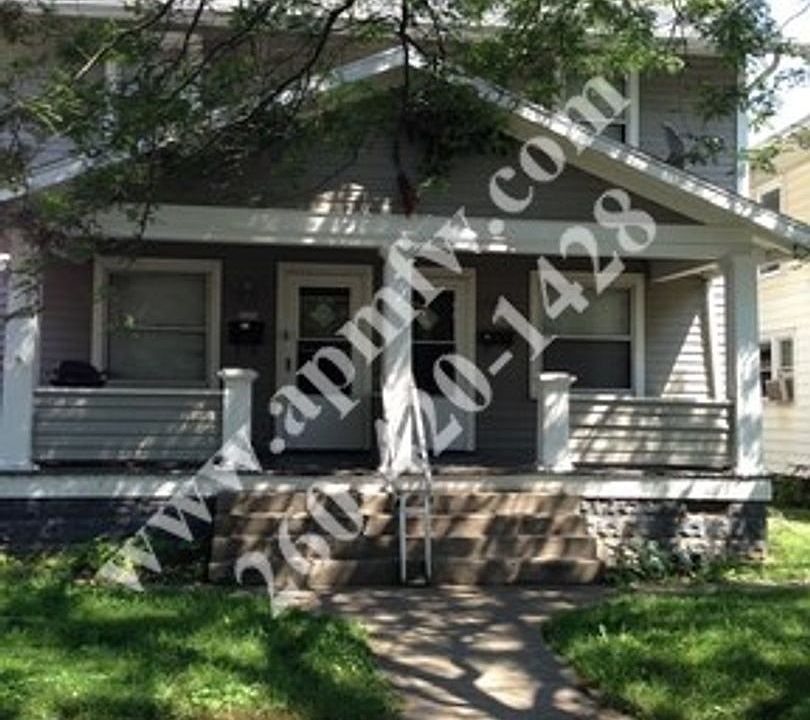 1st image of 1422 Oakland St