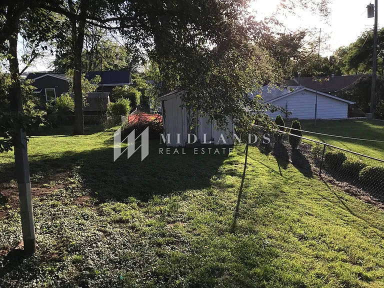 2612 S 61st Ave — Photo 14