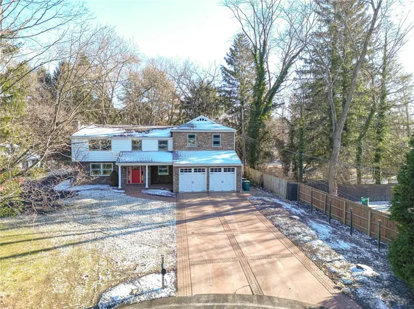 109 White Gate Rd, Pittsburgh, PA 15238
