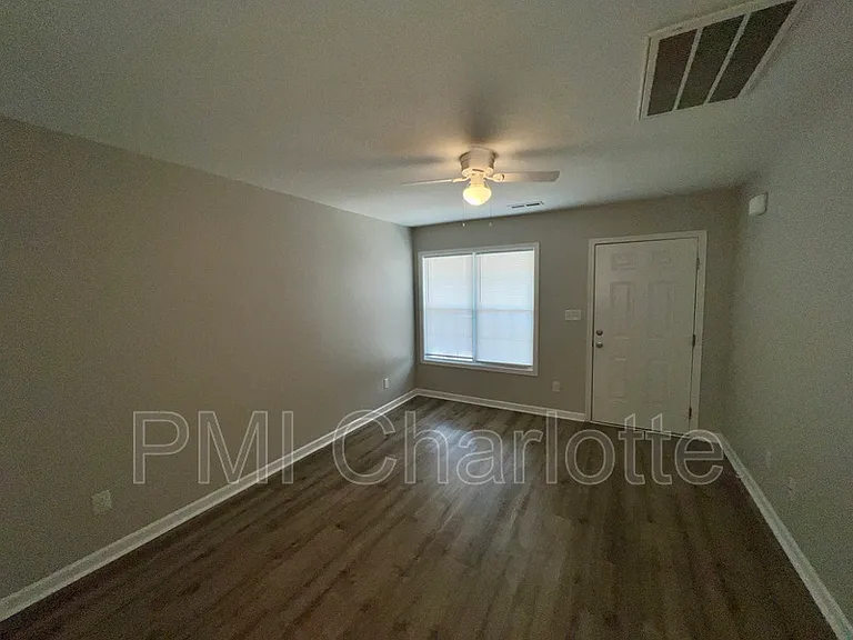 729 Fisher Ferry St #C — Photo 6
