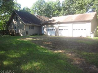 3491 W Dowling Rd, Delton, MI 49046