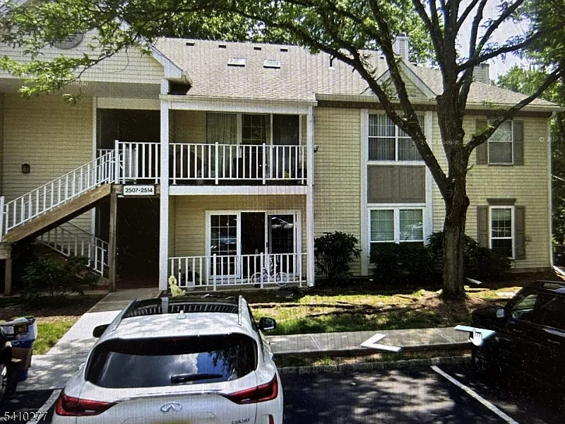 2512 Lindsley Rd photo 1