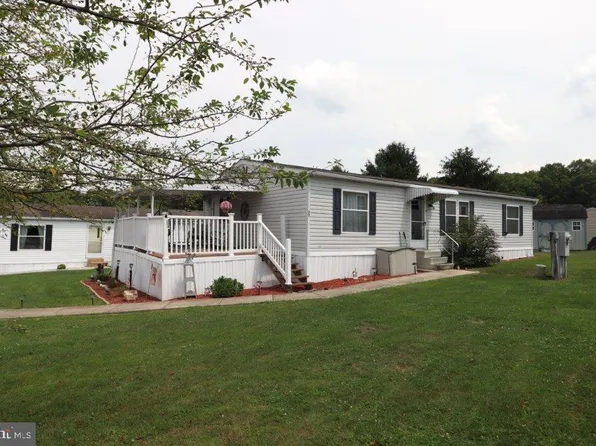77 Britt Dr, Lehighton, PA 18235