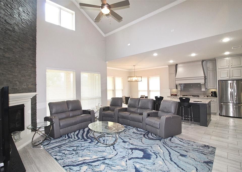 1st image of 5019 Anthony Springs Ln