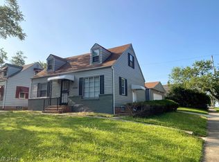 20700 Hansen Rd, Maple Heights, OH 44137