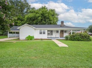 69 2nd Ave, Moundville, AL 35474