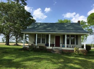 3647 Fairfield Rd, Macon, MS 39341