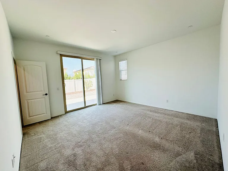 26338 Valencia Way — Photo 15