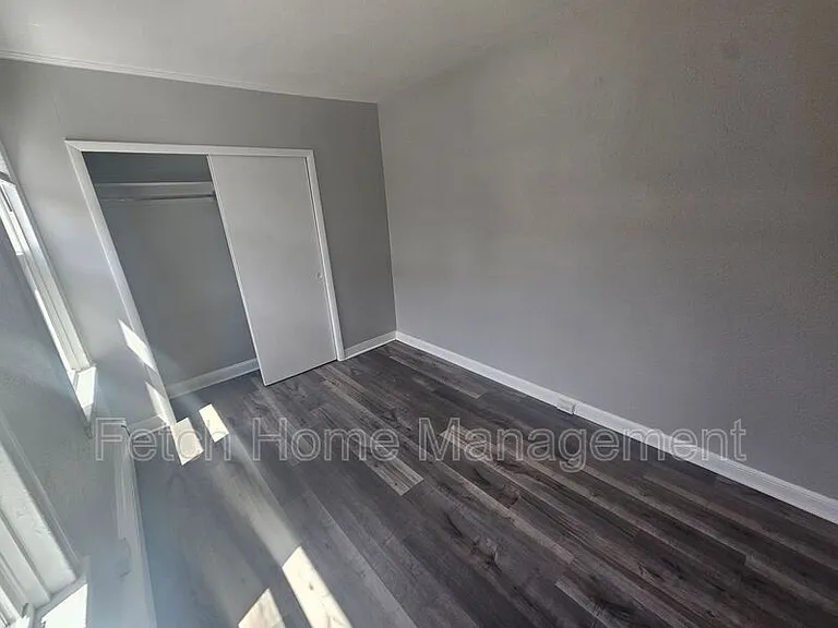 46 N Broad St — Photo 15