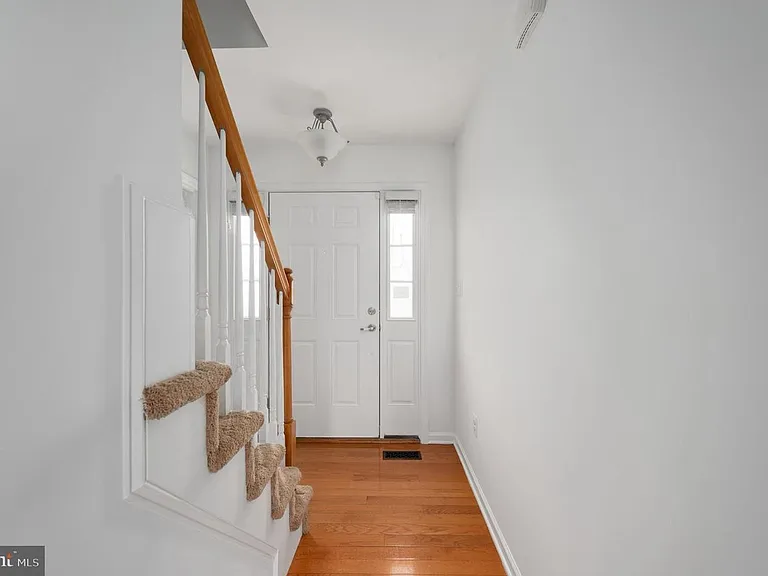 259 Olympic Dr — Photo 19