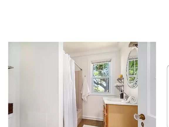 5th image of 1620 Beechwood Blvd